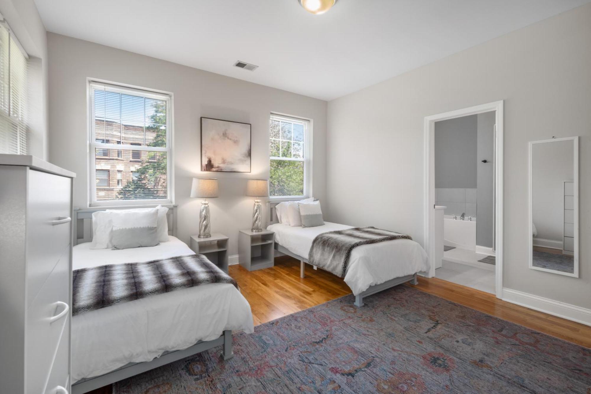 Kenwood Apartments, Downtown Hyde Park Chicago Bagian luar foto